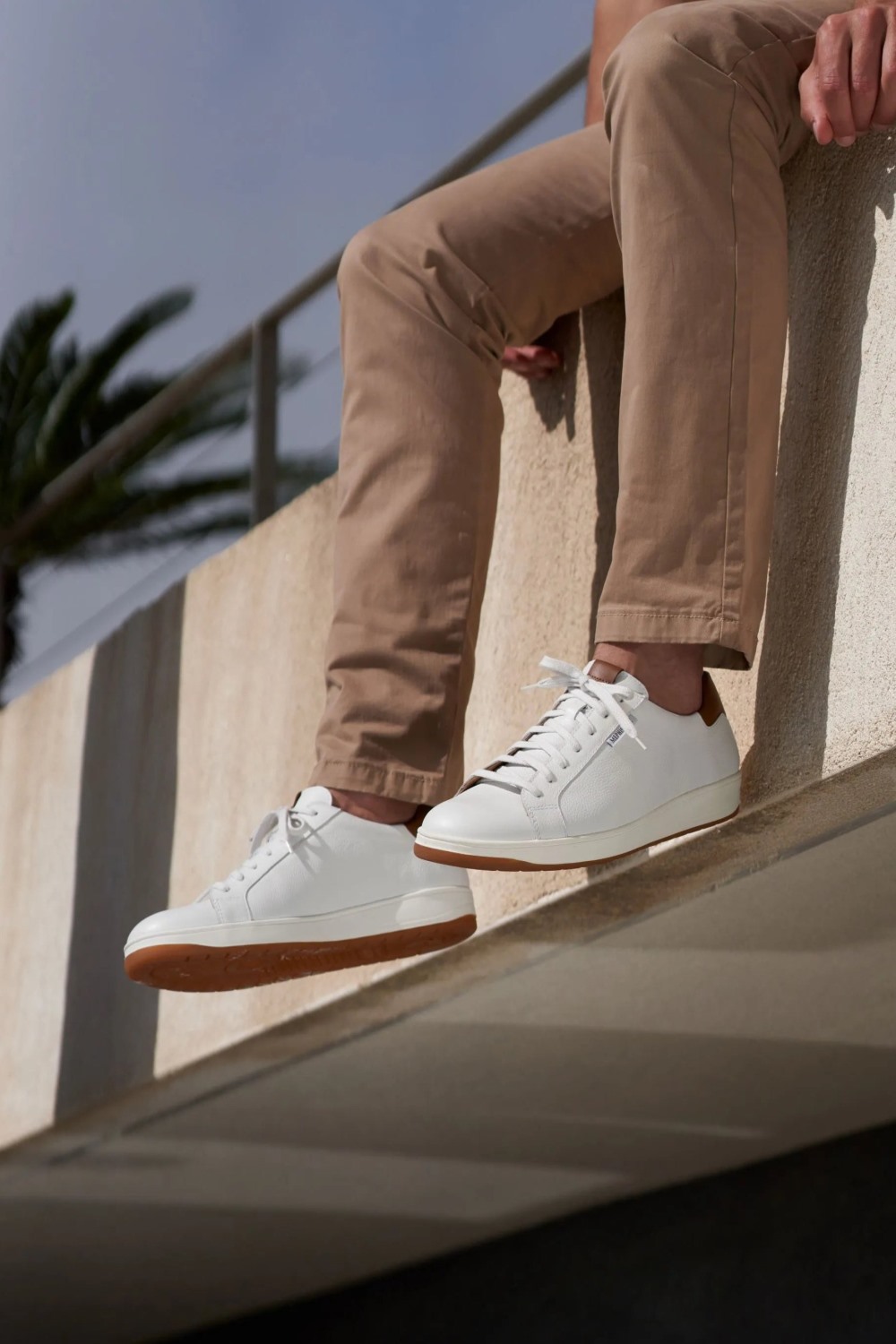 Mephisto Hasko - White